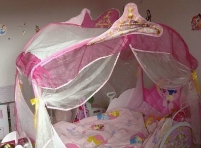 Low-Cost Disney Princess Carriage Bed