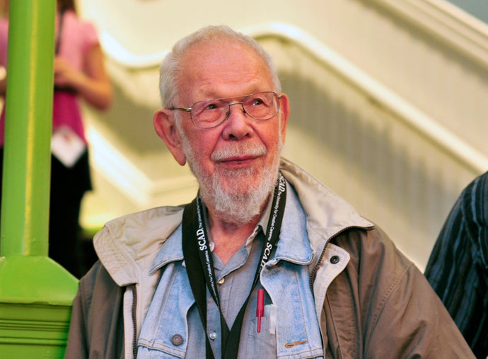 Al Jaffee dies at 102; was cartoonist for Mad magazine for more than 50 years