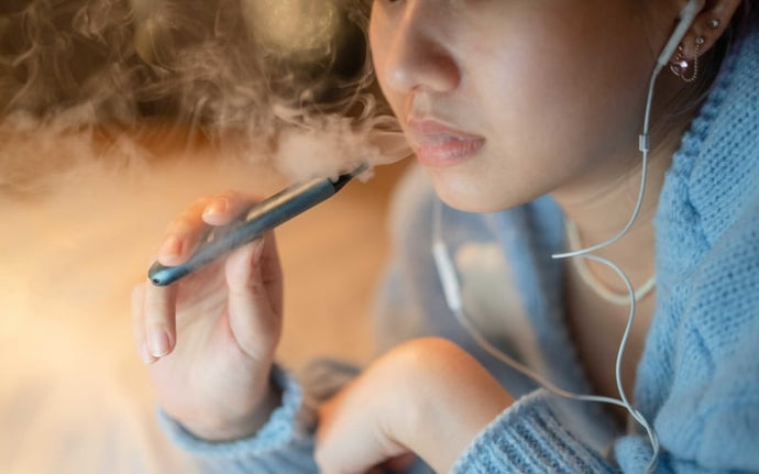 E-Cigs Are Still Flooding The U.S., Addicting Teens With Higher Nicotine Doses